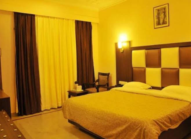 Paramount Hotel Divisione di Divisione di Jaipur Esterno foto