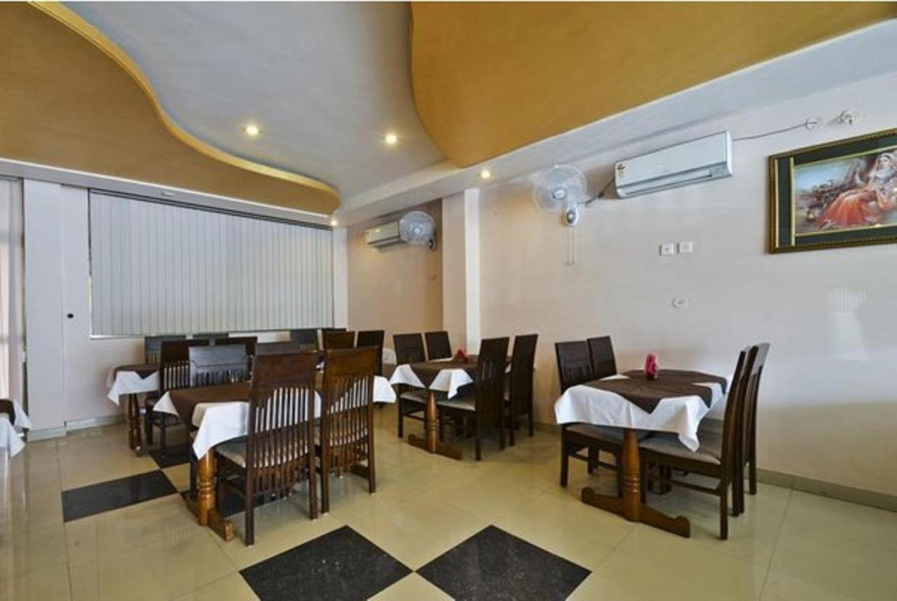 Paramount Hotel Divisione di Divisione di Jaipur Esterno foto