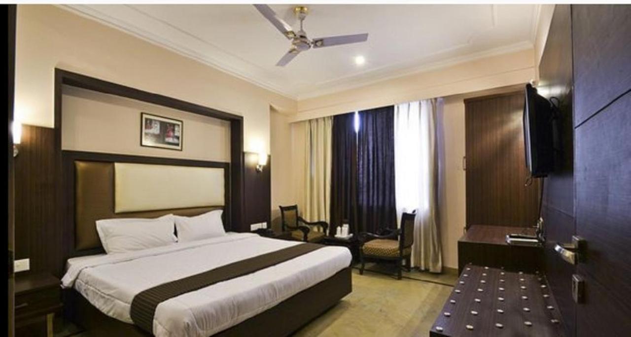 Paramount Hotel Divisione di Divisione di Jaipur Esterno foto